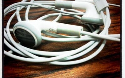 How to use your iPhone earphones like a pro