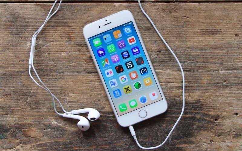 How to Download Music on your iPhone | TRRC